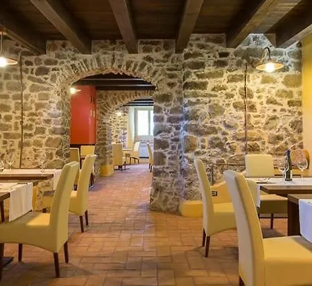 Palazzo Costa Otel 4*